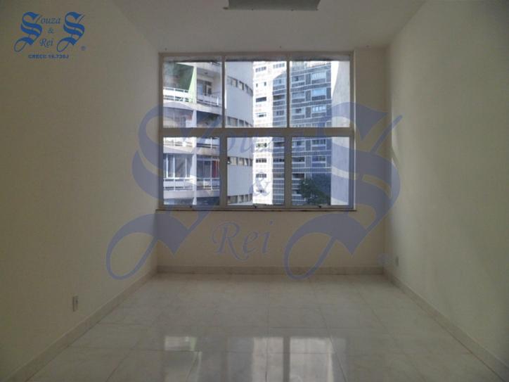 Apartamento à venda com 2 quartos, 135m² - Foto 1