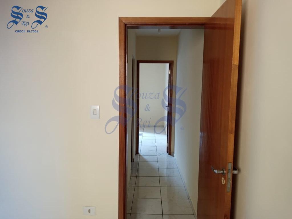 Casa à venda com 2 quartos, 140m² - Foto 14