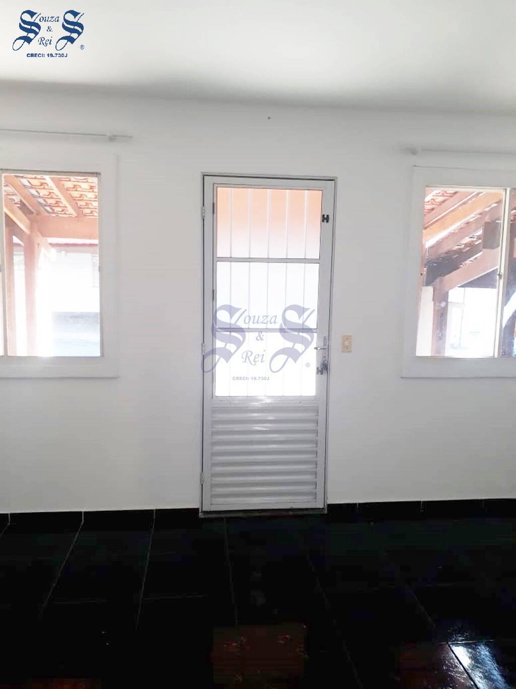 Casa de Condomínio à venda com 3 quartos, 79m² - Foto 1