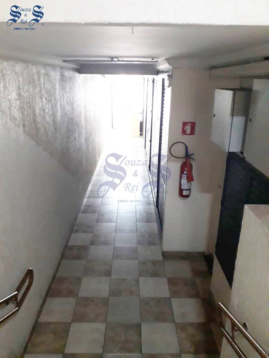 Apartamento à venda com 1 quarto, 40m² - Foto 21