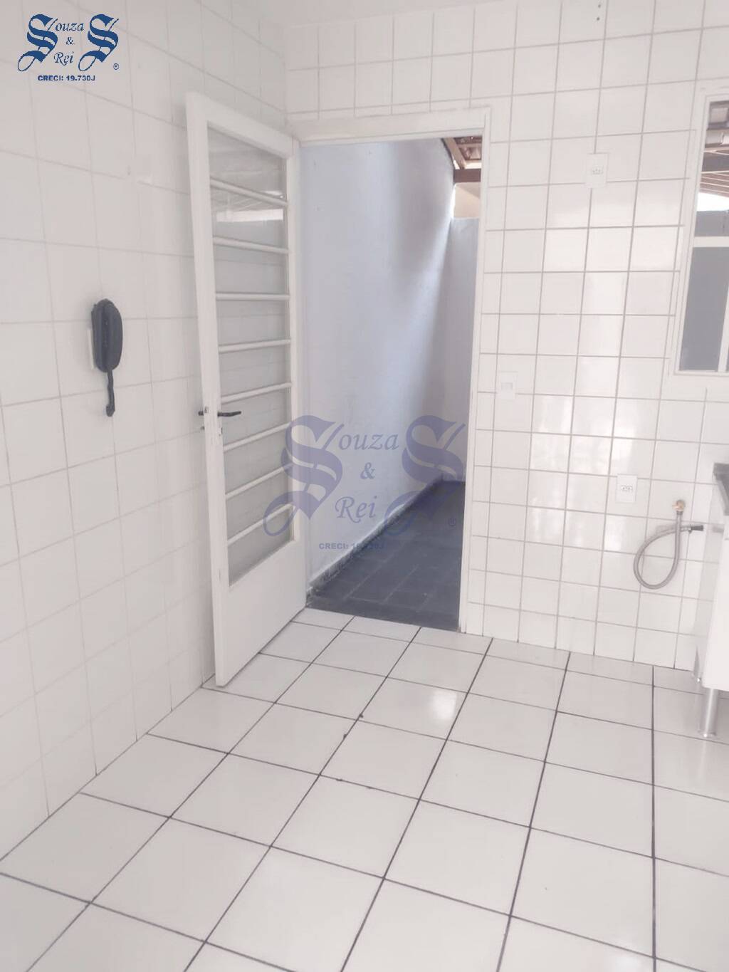 Casa de Condomínio à venda com 2 quartos, 60m² - Foto 5