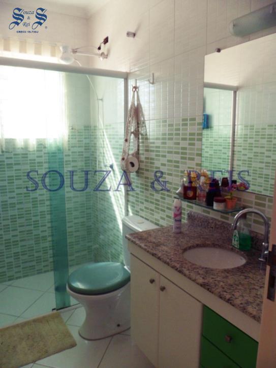 Sobrado à venda com 2 quartos, 230m² - Foto 8