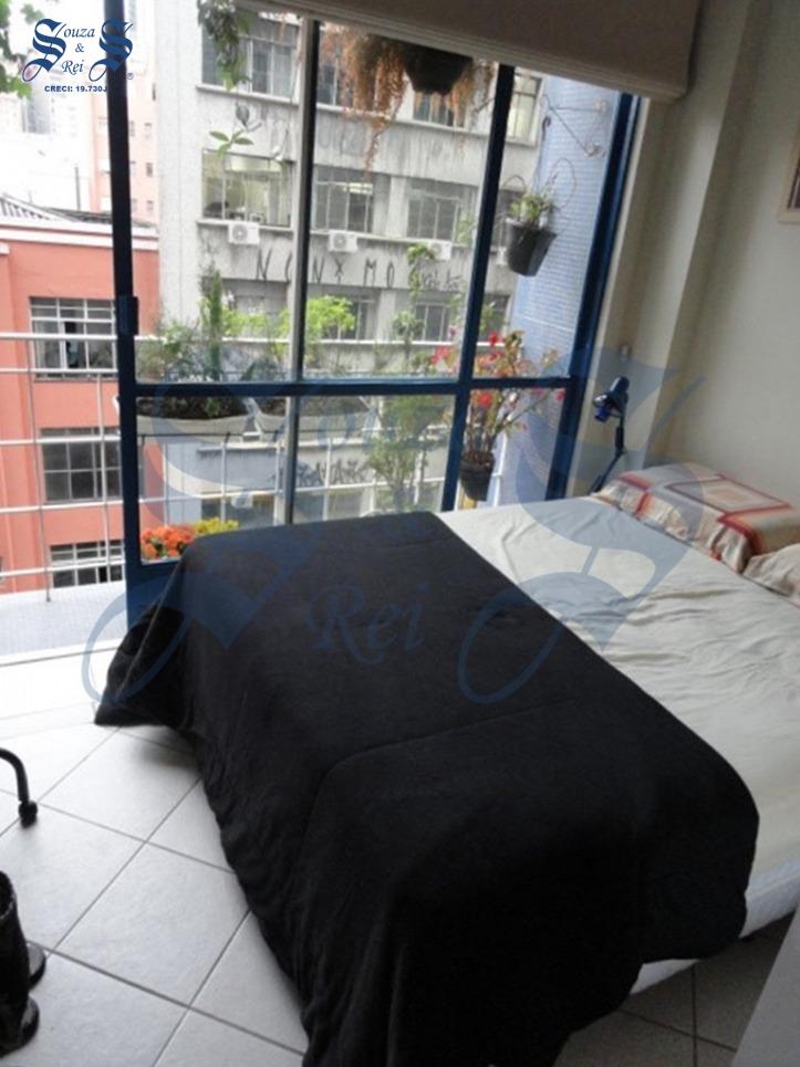 Apartamento à venda e aluguel com 1 quarto, 44m² - Foto 1