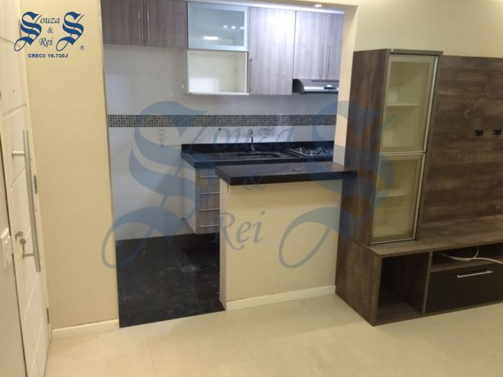 Apartamento à venda e aluguel com 2 quartos, 45m² - Foto 2